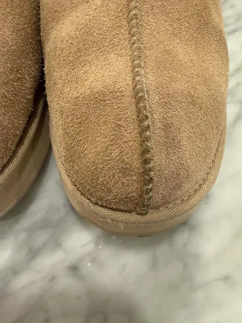 UGG Kids' Tasman Chestnut Suede Slides Size 4